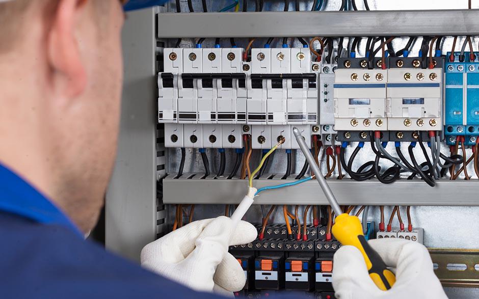 installateur électricien Paris 7